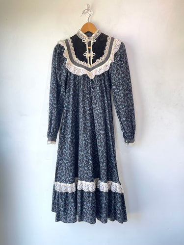 Vintage Gunne Sax Black Blue Floral Velvet Dress