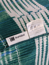 Issey Miyake IM Product Green and White Accordion-Pleated Long Vest