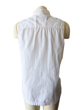 Perry Ellis Horseshoe Embroidery Sleeveless Top