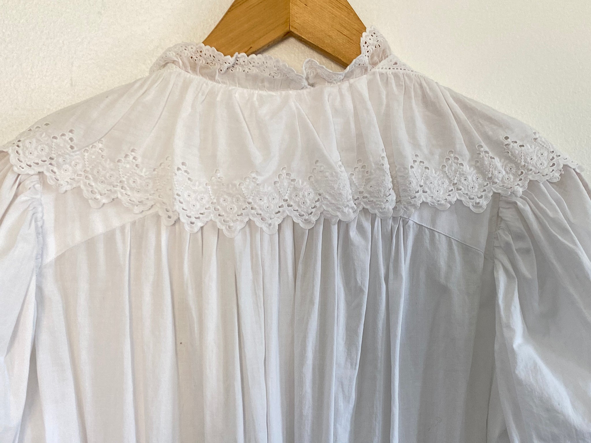 Victorian Lace Nightgown Dress – The Curatorial Dept.