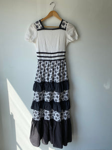 Vintage Black and White Prairie Dress - The Curatorial Dept.