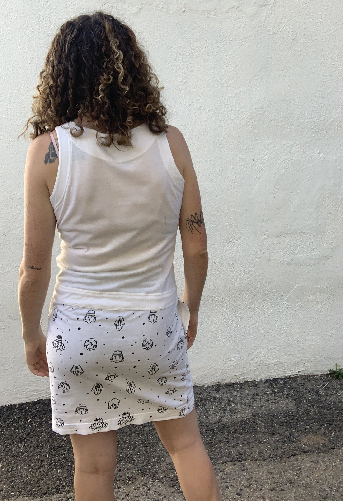 Peter Max 1987 Neomax Jumper With Illustrated Faces - The Curatorial Dept.