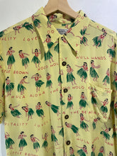 Vintage Men's 100% Silk Hula Dancer Hawaiian Shirt