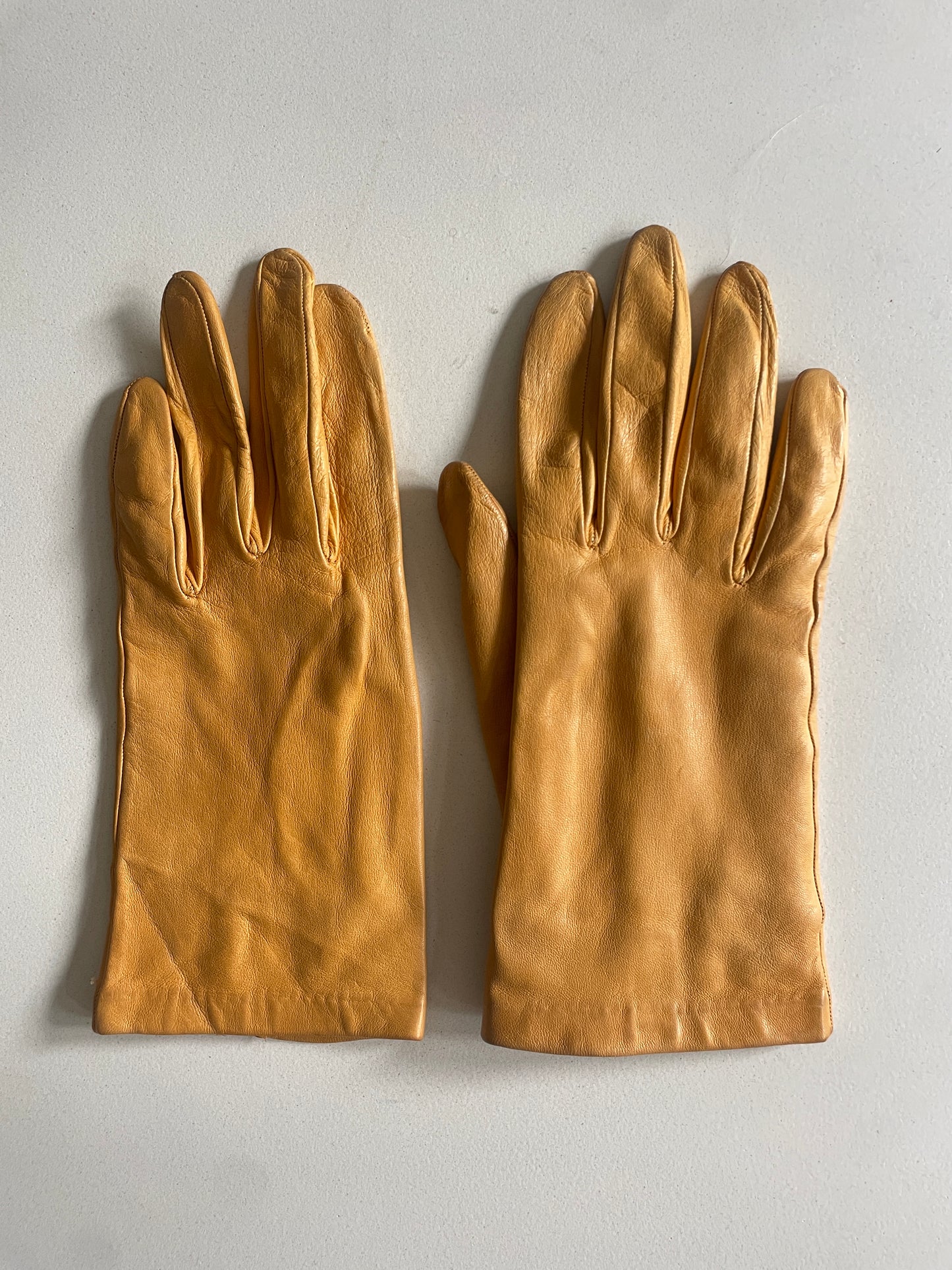 Vintage Yellow Kid Leather Gloves - The Curatorial Dept.