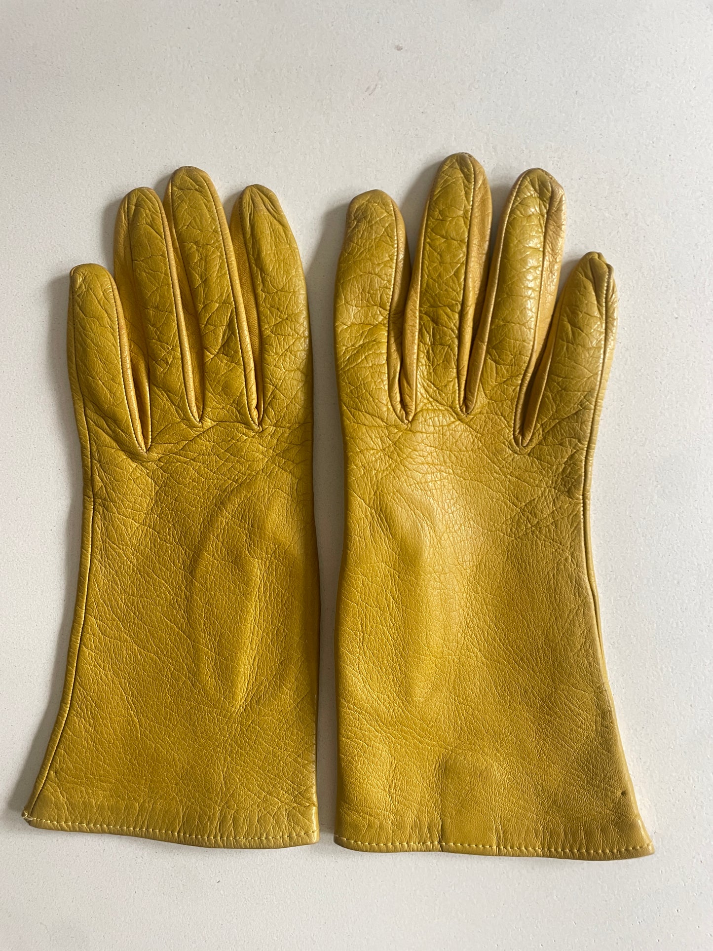 Vintage Ann Taylor Yellow Kid Leather Gloves - The Curatorial Dept.