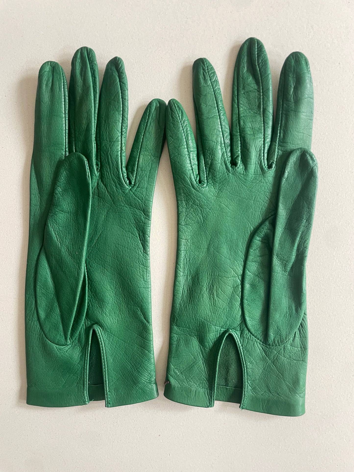 Vintage Green Kid Leather Gloves - The Curatorial Dept.