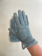 Vintage Jordache Suede Gloves
