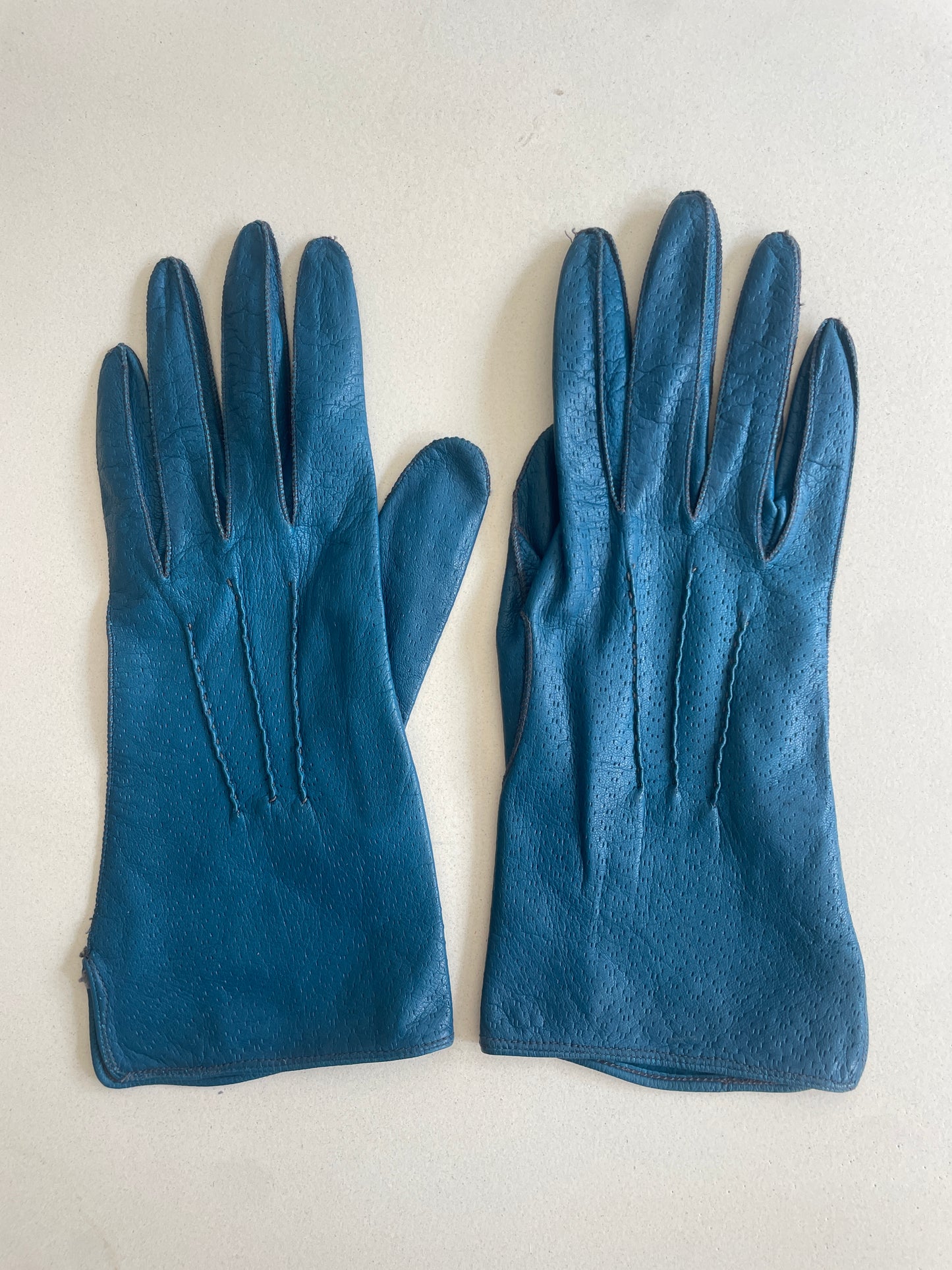 Vintage Ann Taylor Perforated Kid Leather Gloves - The Curatorial Dept.