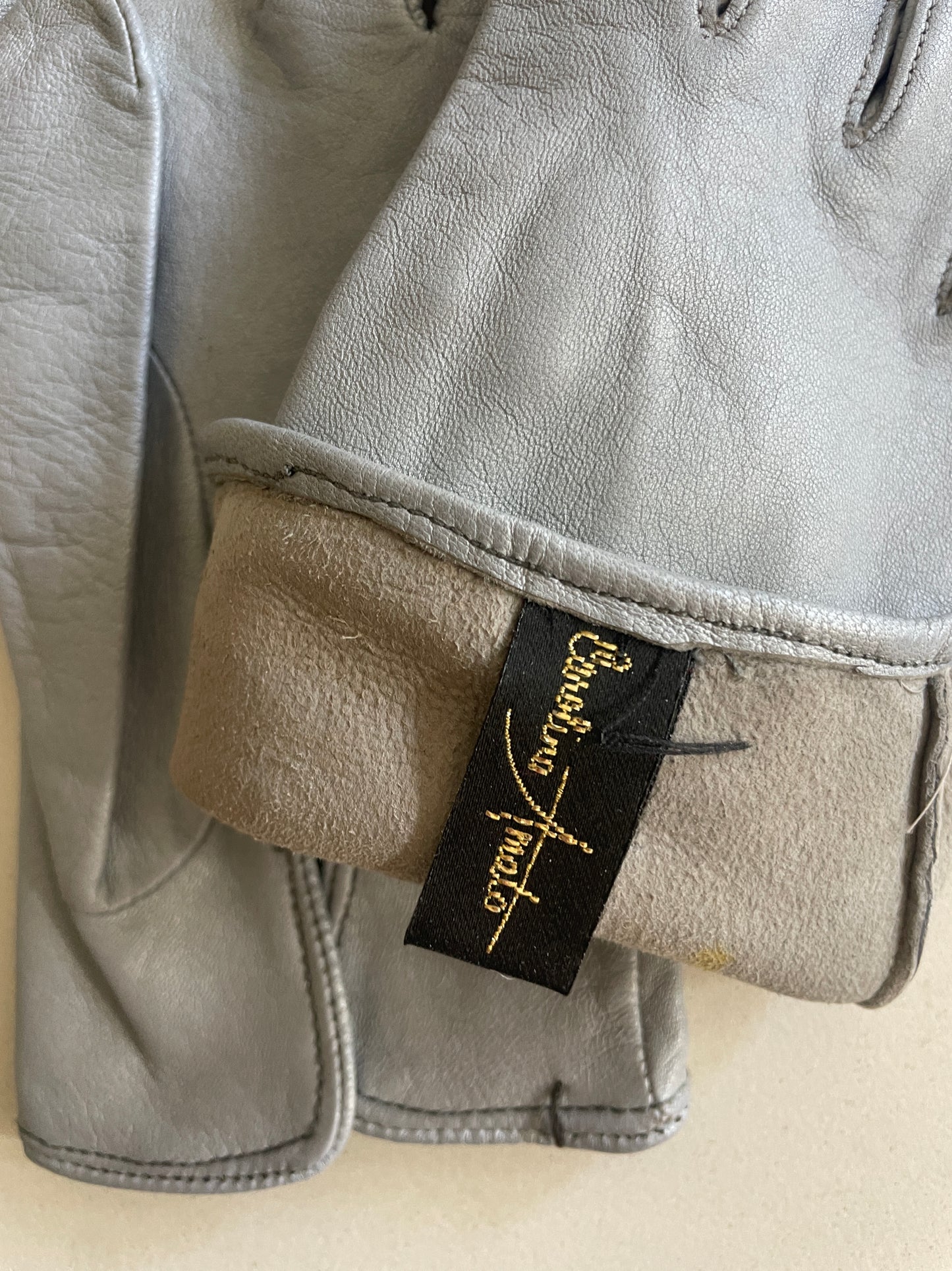 Vintage Gray Kid Leather Gloves - The Curatorial Dept.