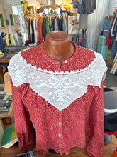 Vintage White Lace Collar