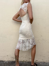 Monique Lhuillier Wedding Dress - The Curatorial Dept.