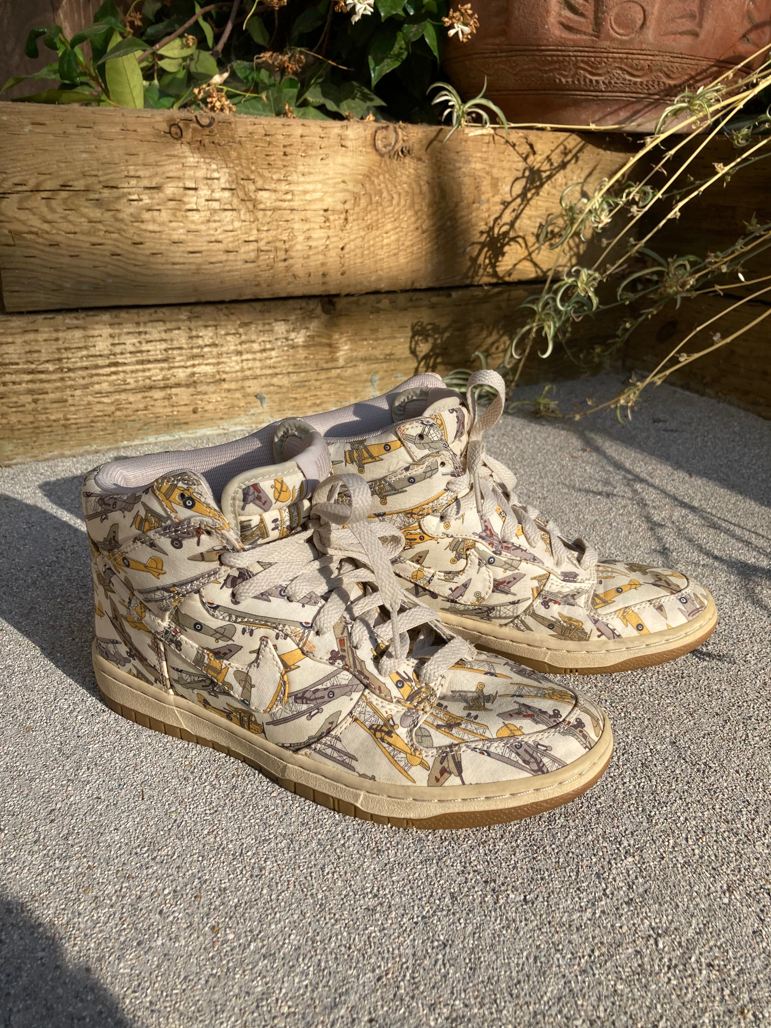 Vintage Liberty Print Airplanes Nike Dunk Sky High Tops – The