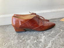 Vintage Perry Ellis Cognac Oxford Low Heels - The Curatorial Dept.